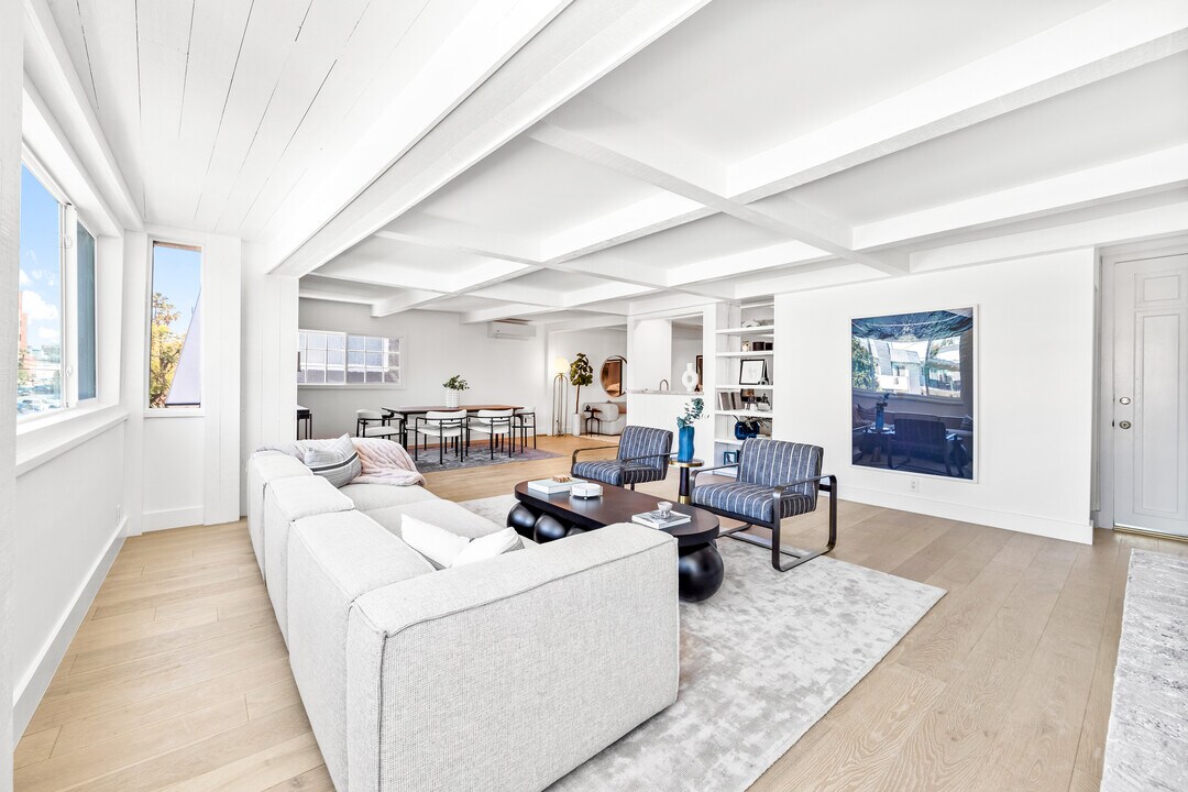 11912 Gorham Ave, Unit 2 in Los Angeles, CA - Foto de edificio