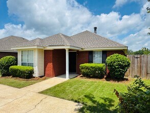 7505 Muirfield Loop in Montgomery, AL - Foto de edificio - Building Photo