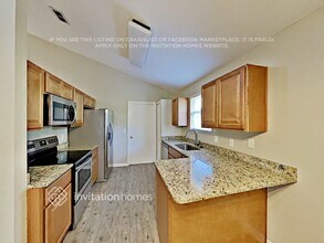 577 Remington Oak Dr in Lake Mary, FL - Foto de edificio - Building Photo