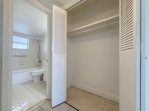 4141 Nautilus Dr in Miami, FL - Building Photo - Building Photo