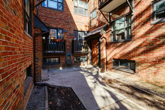 3723 Du Frère-André St in Montréal, QC - Building Photo - Building Photo