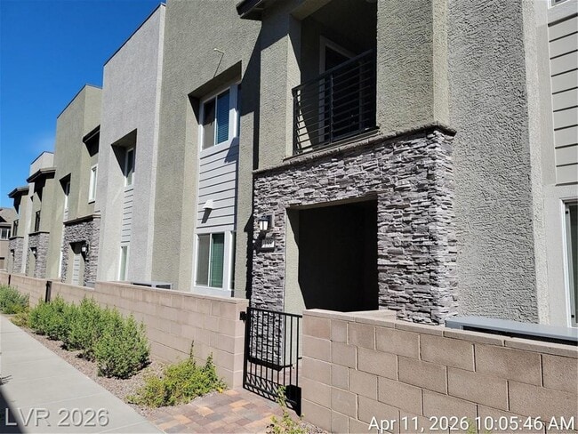 155 Holden Heights Ct in Henderson, NV - Building Photo - Building Photo