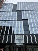 1101 W Van Buren St in Chicago, IL - Building Photo