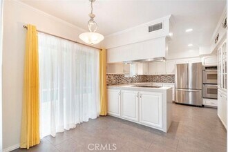 4532 Topanga Canyon Blvd in Los Angeles, CA - Building Photo - Building Photo