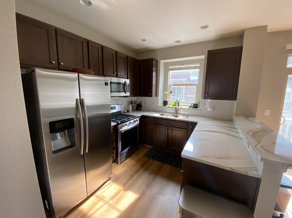 7322 E 7th Ave, Unit 2 in Denver, CO - Foto de edificio