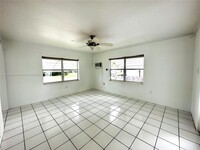 1004 N 16th Ave in Hollywood, FL - Building Photo - Building Photo