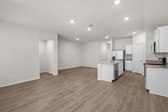 4318 Carnation Dr in Tom Bean, TX - Building Photo - Building Photo