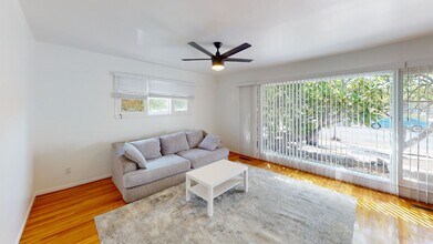 4955 63rd St in San Diego, CA - Building Photo - Building Photo