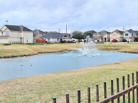 8827 Eastheimer St in Houston, TX - Building Photo