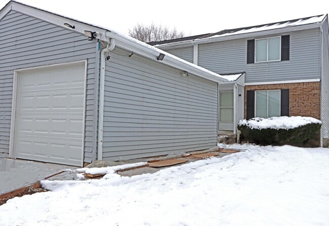 property at 5740 Vestry Ct