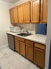 130 Lenox Ave, Unit 402 in New York, NY - Foto de edificio - Building Photo