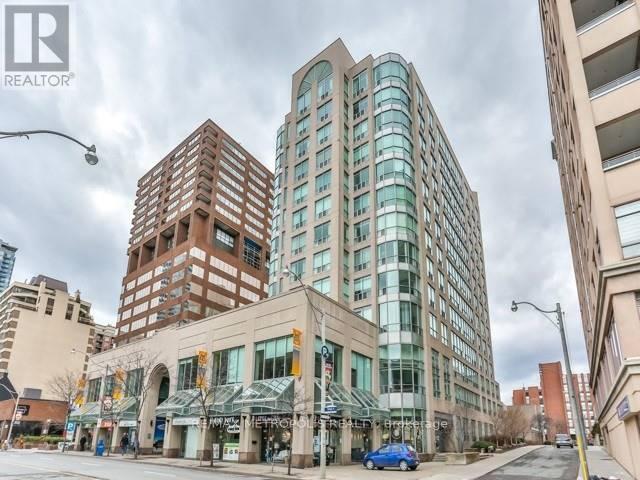 property at 942 Yonge St