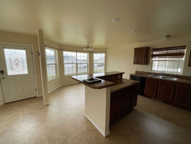 1514 Shaw Ln in Billings, MT - Building Photo - Building Photo