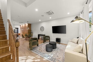 10 Hausman St in Brooklyn, NY - Building Photo