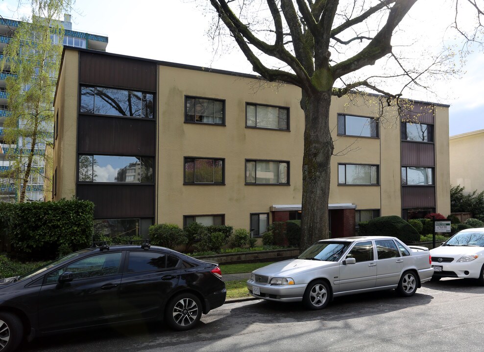 The Lions in Vancouver, BC - Building Photo