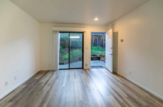 2470 Bella Vista Ave in Martinez, CA - Building Photo - Building Photo