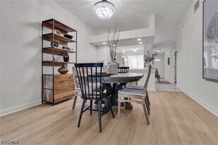 6750 Beach Resort Dr in Naples, FL - Building Photo