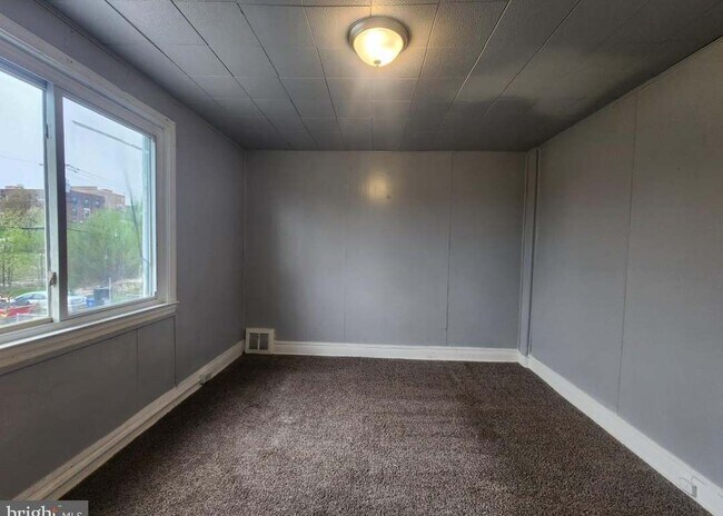2639 W Lafayette Ave in Baltimore, MD - Building Photo - Building Photo