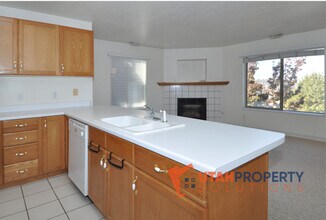 9255 Jefferson Cove in Sandy, UT - Building Photo - Building Photo