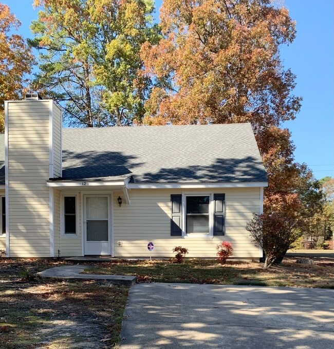 property at 128 Chesapeake Ct