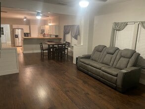 622 N Race in Stephenville, TX - Building Photo - Building Photo