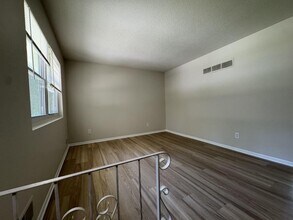 4942 Strong Ave in Kansas City, KS - Building Photo - Building Photo