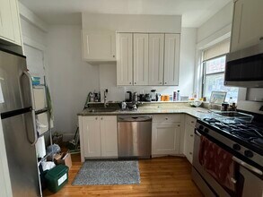 95 Prescott St, Unit 84-1 in Cambridge, MA - Foto de edificio - Building Photo