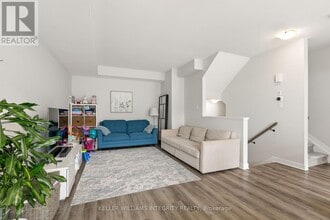 140 Visor Private in Ottawa, ON - Building Photo - Building Photo