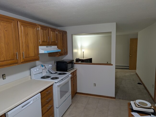 33 Garden Rd, Unit Unit B4 in Plaistow, NH - Building Photo - Building Photo