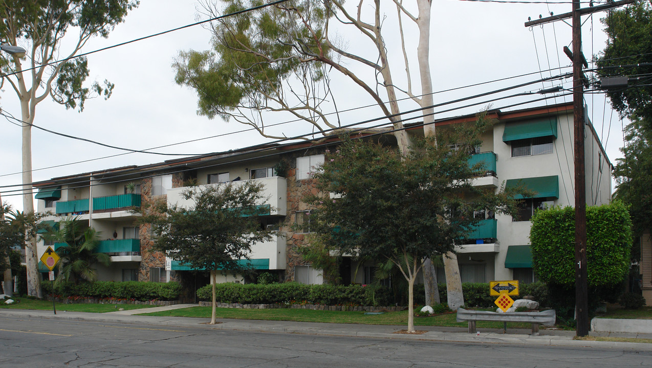 Studio One Apartments in Santa Ana, CA - Building Photo