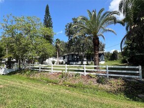 5195 Countryside Ct in St. Cloud, FL - Building Photo - Building Photo
