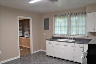 212 W 20th Ave in Covington, LA - Building Photo - Building Photo