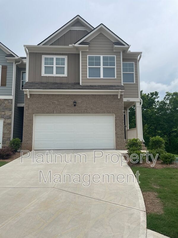 property at 551 Stoneybrook Dr