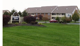 Springfield Greenlawn Arbors Apartments