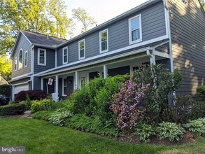 7221 Hyde Rd in Falls Church, VA - Building Photo - Building Photo