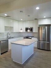 917 S Chester Rd, Unit Main House in West Chester, PA - Building Photo - Building Photo
