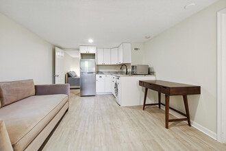 52 Channing St NW, Unit Basement in Washington, DC - Building Photo - Building Photo