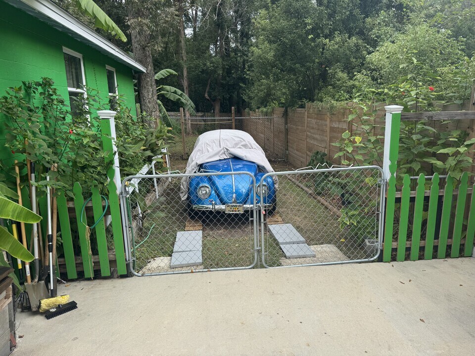 1612 Pepper Dr in Tallahassee, FL - Building Photo