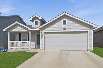 6943 Tides Trails in San Antonio, TX - Building Photo - Building Photo