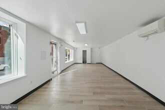 1538 Pine St in Philadelphia, PA - Building Photo - Building Photo