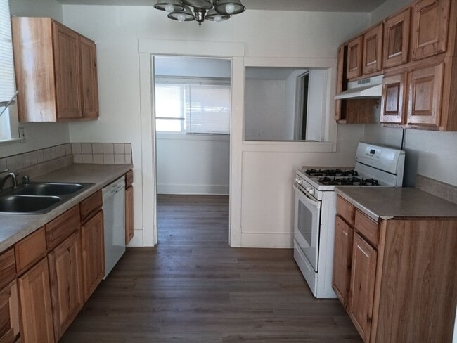 412 Harvard Dr SE in Albuquerque, NM - Building Photo - Building Photo