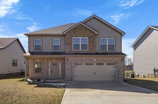 618 Battery Ct in Clarksville, TN - Building Photo