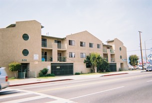 808 W Anaheim St Apartments