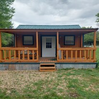 388 Co Rd 4446 in Whitewright, TX - Building Photo