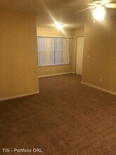 5124 Conroy Rd in Orlando, FL - Building Photo - Building Photo