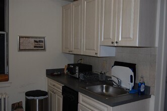 106 11th St in Hoboken, NJ - Building Photo - Building Photo