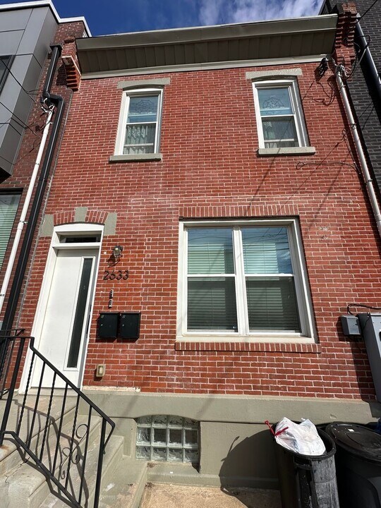 2633 W Oxford St in Philadelphia, PA - Building Photo