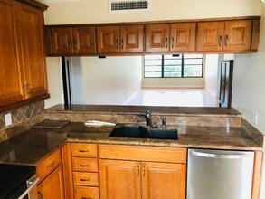 6025 Balboa Cir-Unit -402 in Boca Raton, FL - Building Photo - Building Photo