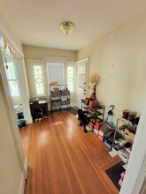 31 Electric Ave, Unit 1 in Somerville, MA - Foto de edificio - Building Photo