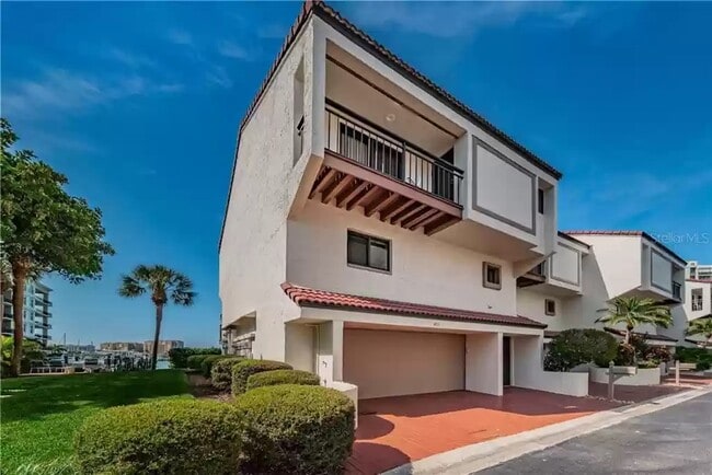 property at 240 Windward Passage